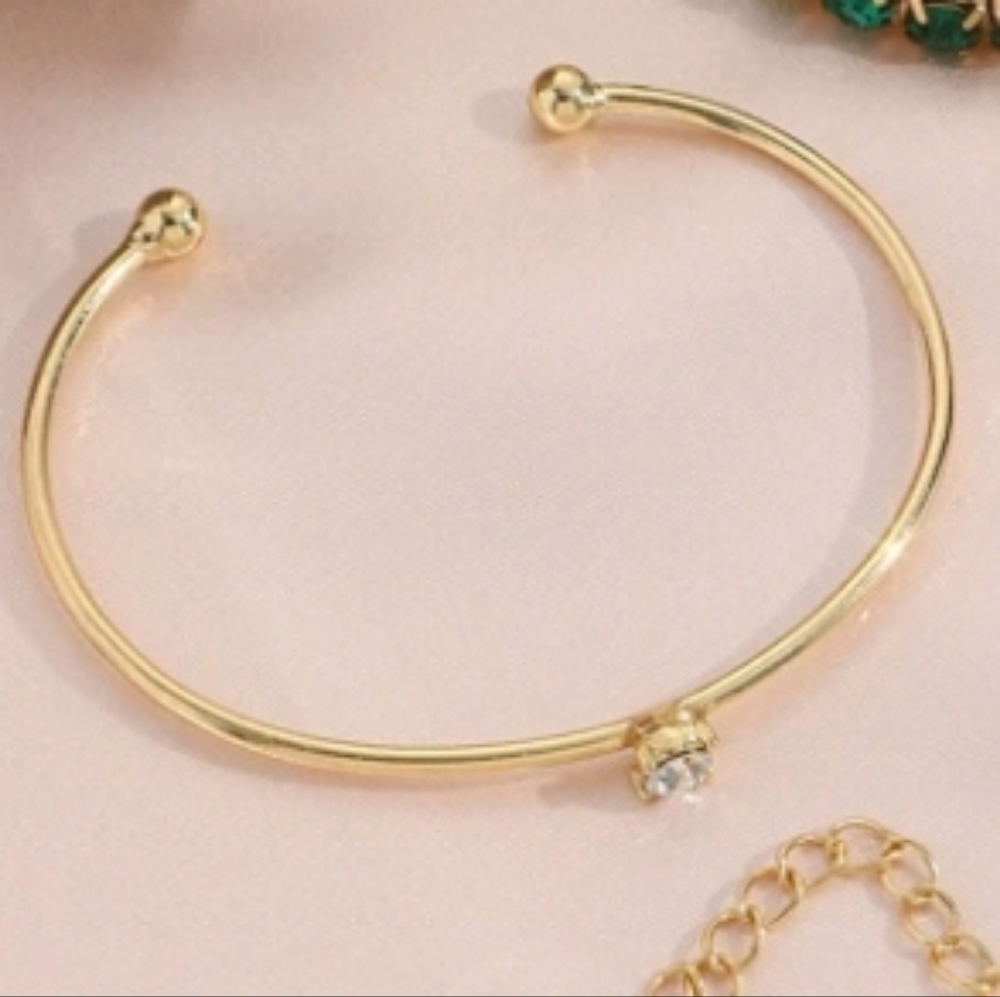 4/$30 New Gold Coloured Open Bracelet